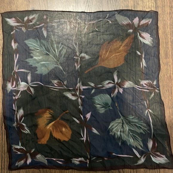 Neck scarf bundle - Picture 4 of 8